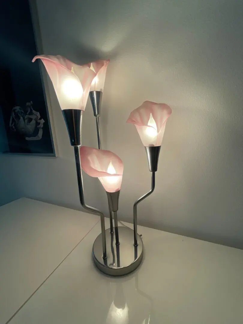 beautiful flower shaped lamp on the table